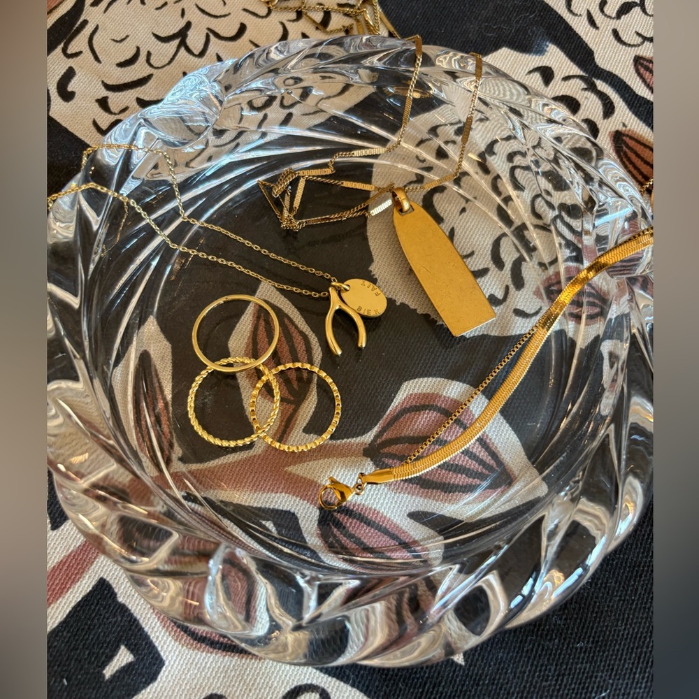 Vintage glass ashtray/ trinket dish